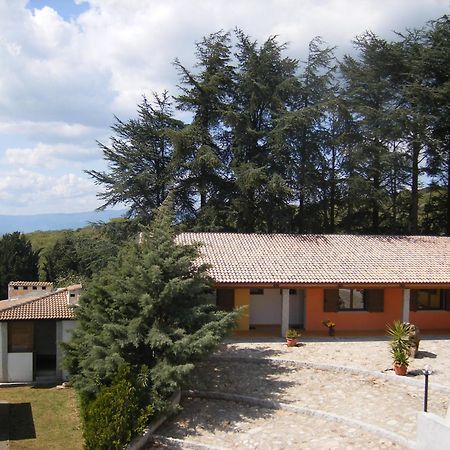 Agriturismo Usurtala Orani Ngoại thất bức ảnh