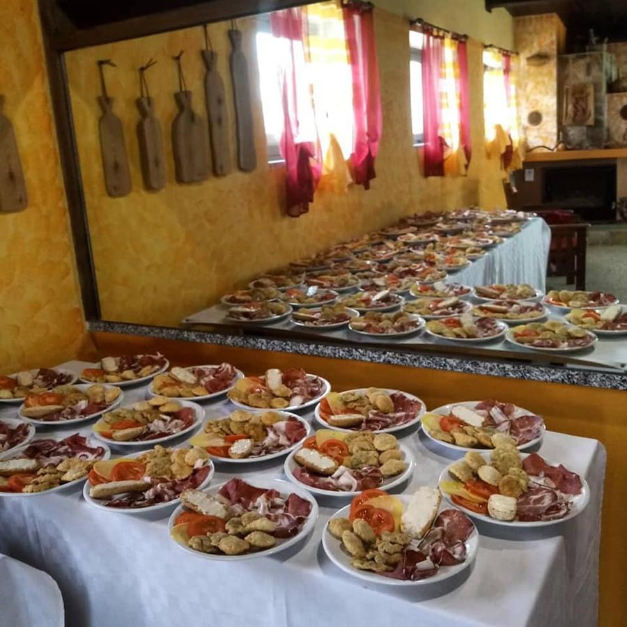 Agriturismo Usurtala Orani Ngoại thất bức ảnh