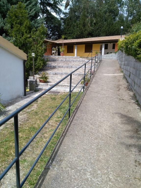 Agriturismo Usurtala Orani Ngoại thất bức ảnh