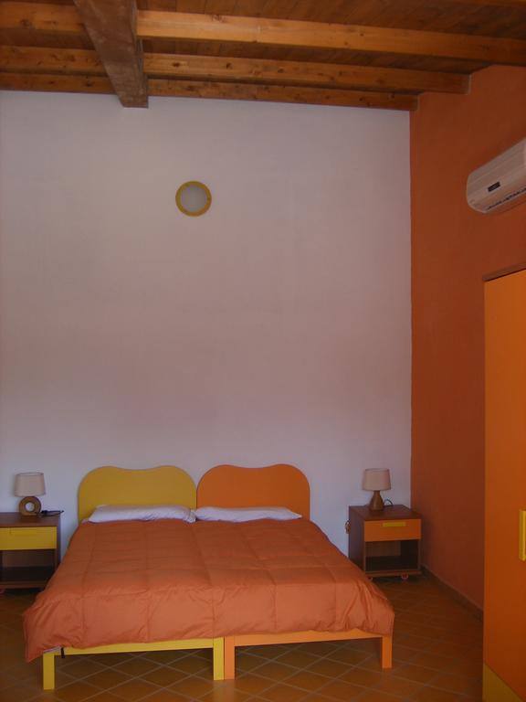 Agriturismo Usurtala Orani Ngoại thất bức ảnh
